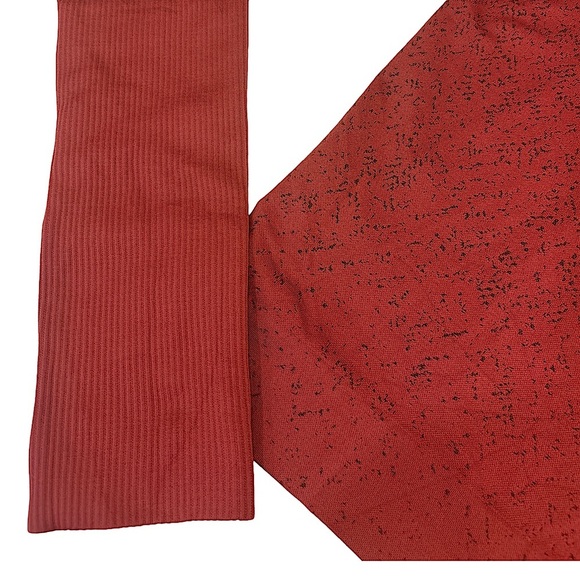 Lululemon Rest Less Cropped 1/2 Zip - Picture 5 of 6